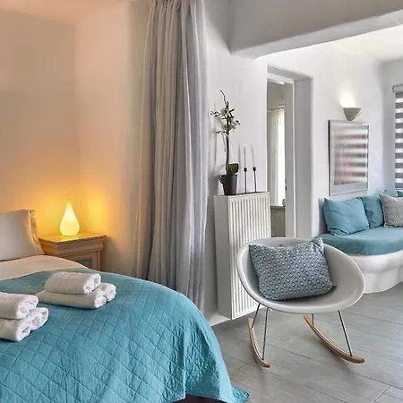 Yades House Paros Nausa