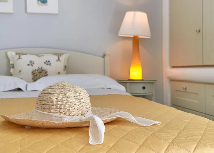 Yades House Paros נאוסה