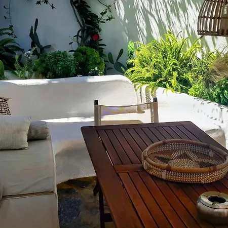 Yades House Paros Apartment