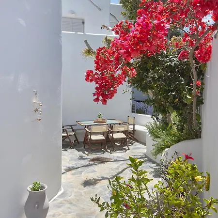 Yades House Paros Apartament